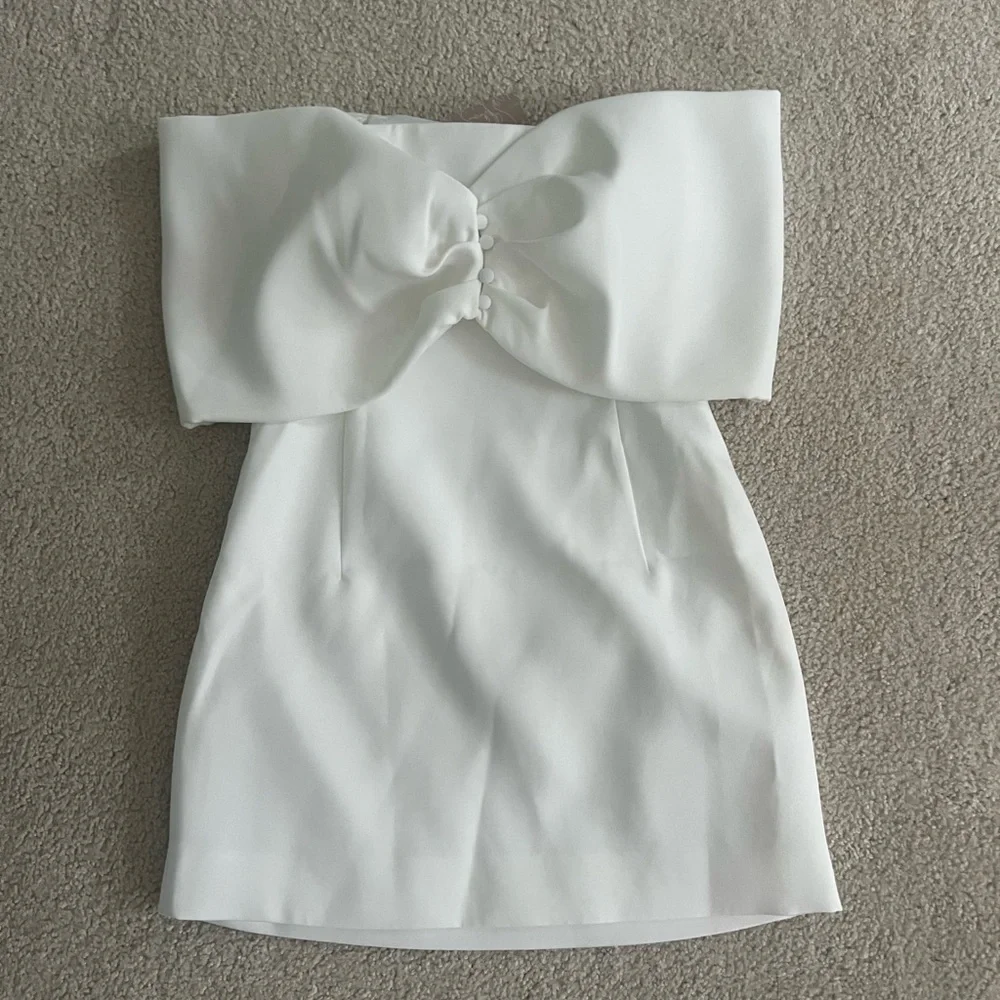 Meshki White Off-Shoulder Bow Mini Dress - Picture 3 of 7